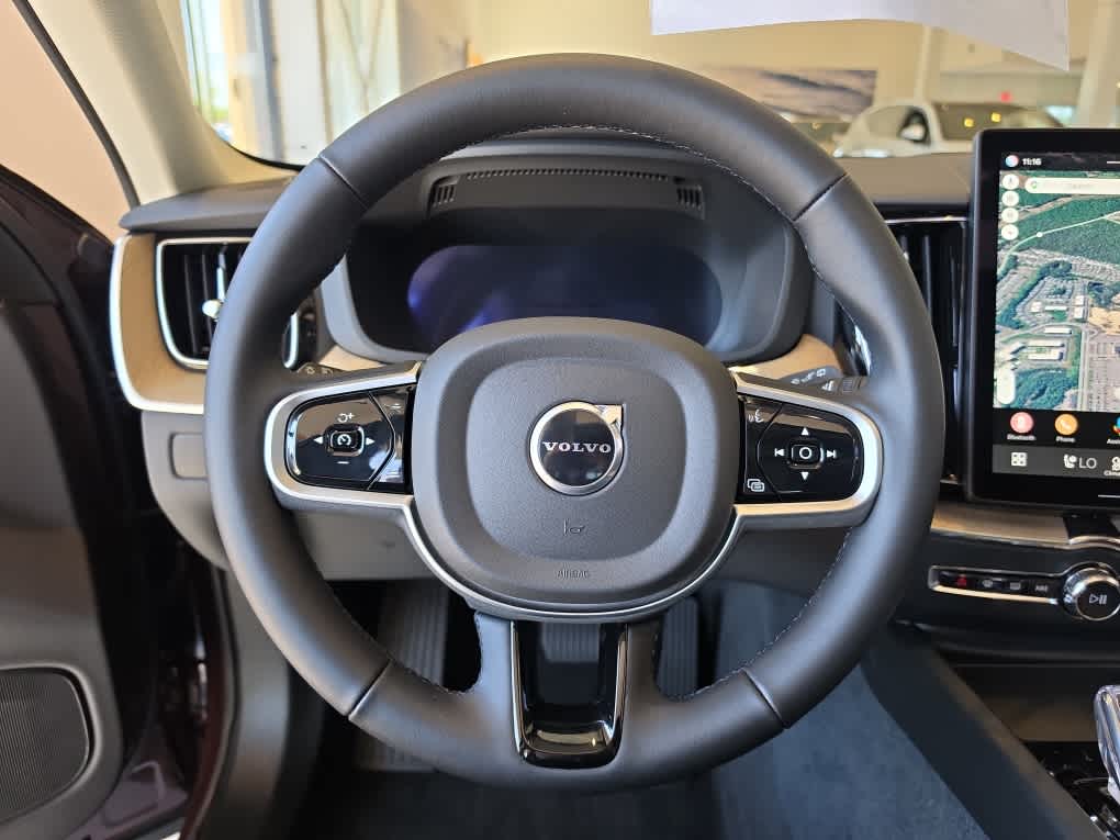 2026 Volvo XC60 Plus - Photo 12