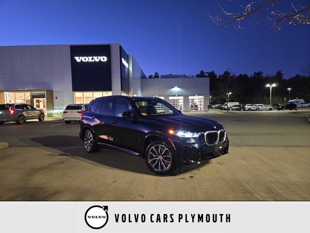 2026 BMW X5 M60i's photo