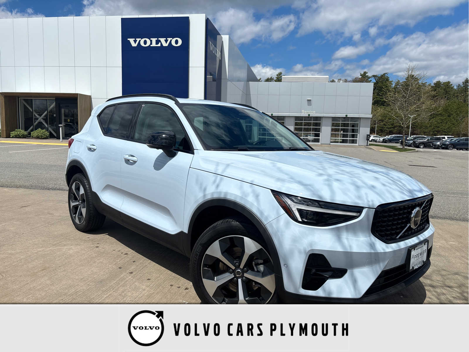 2026 Volvo XC40