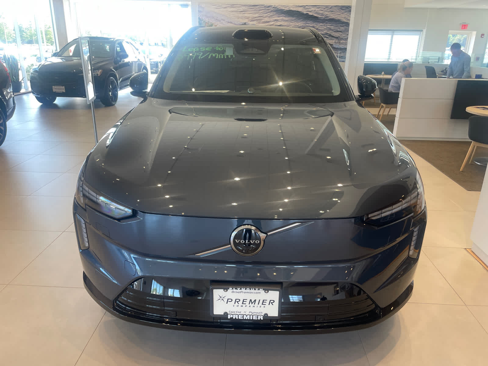 2025 Volvo EX90 Twin Motor Performance Ultra photo 3