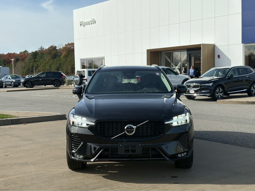 Used 2025 Volvo XC60 B5 Plus SUV