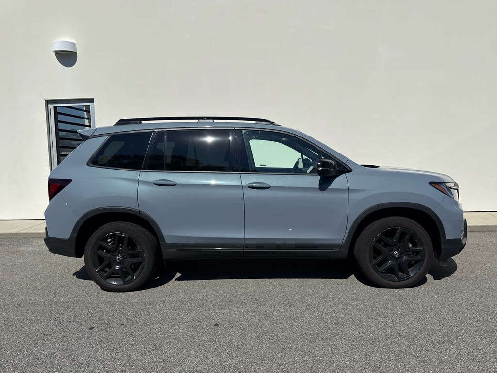 Used 2024 Honda Passport Black Edition SUV