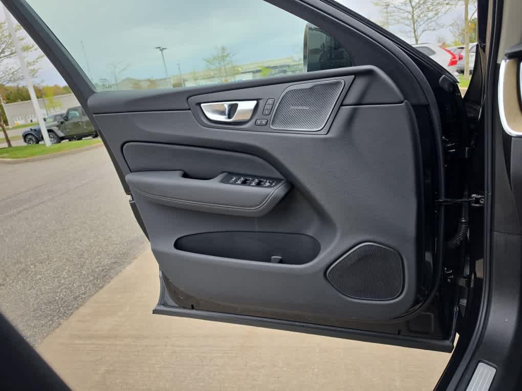 2026 Volvo XC60 Ultra - Photo 20