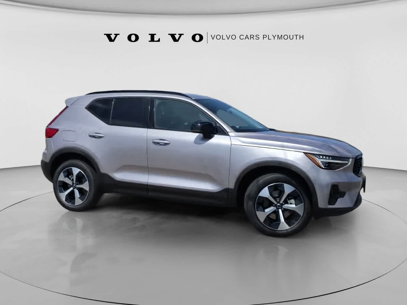 2026 Volvo XC40 Plus