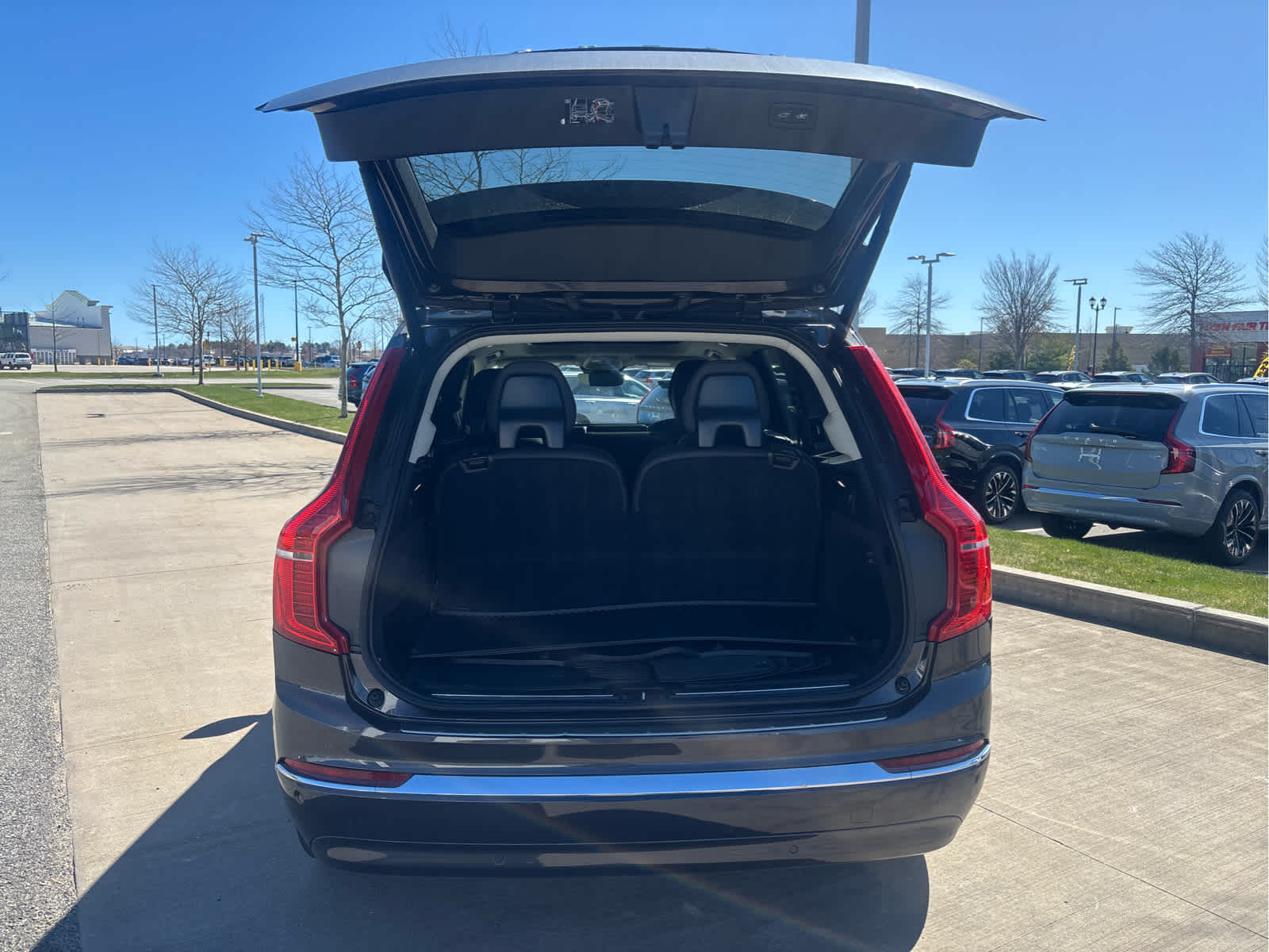 2024 Volvo XC90 Plus - Photo 6
