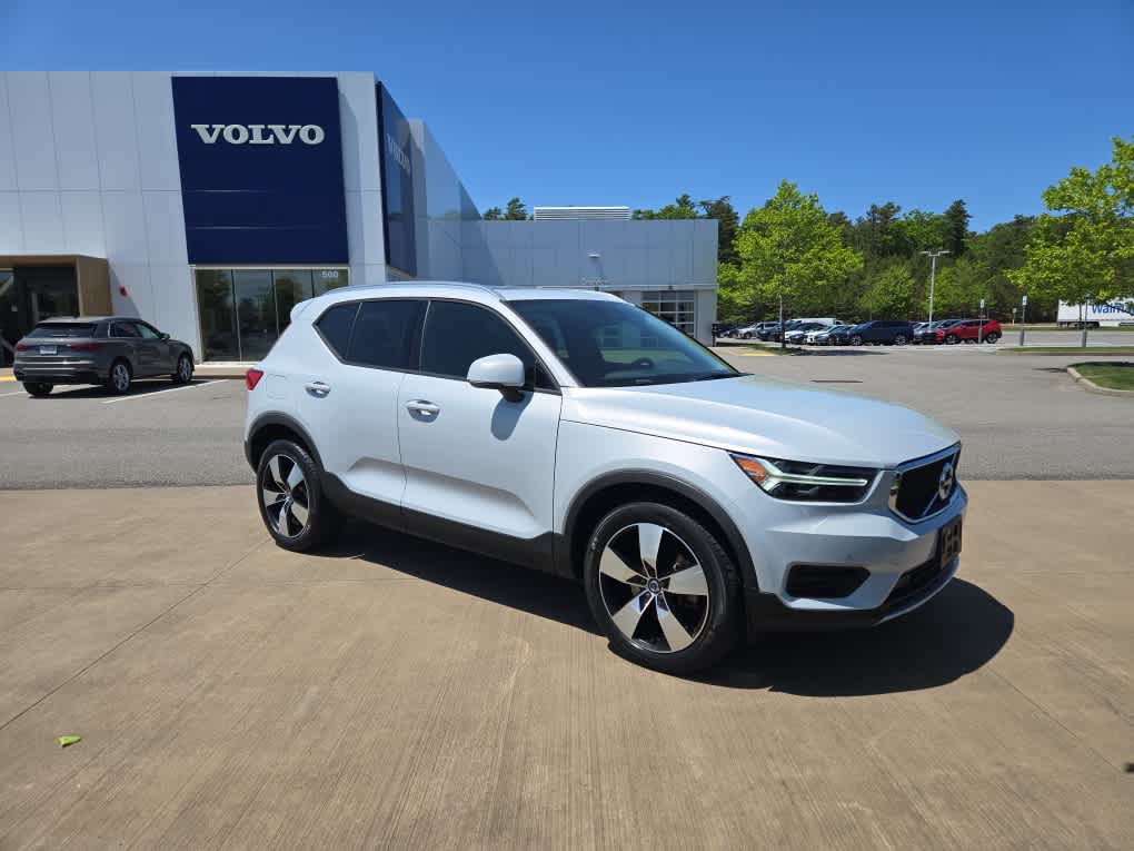 Used 2020 Volvo XC40 Momentum with VIN YV4162UK9L2257481 for sale in Plymouth, MA
