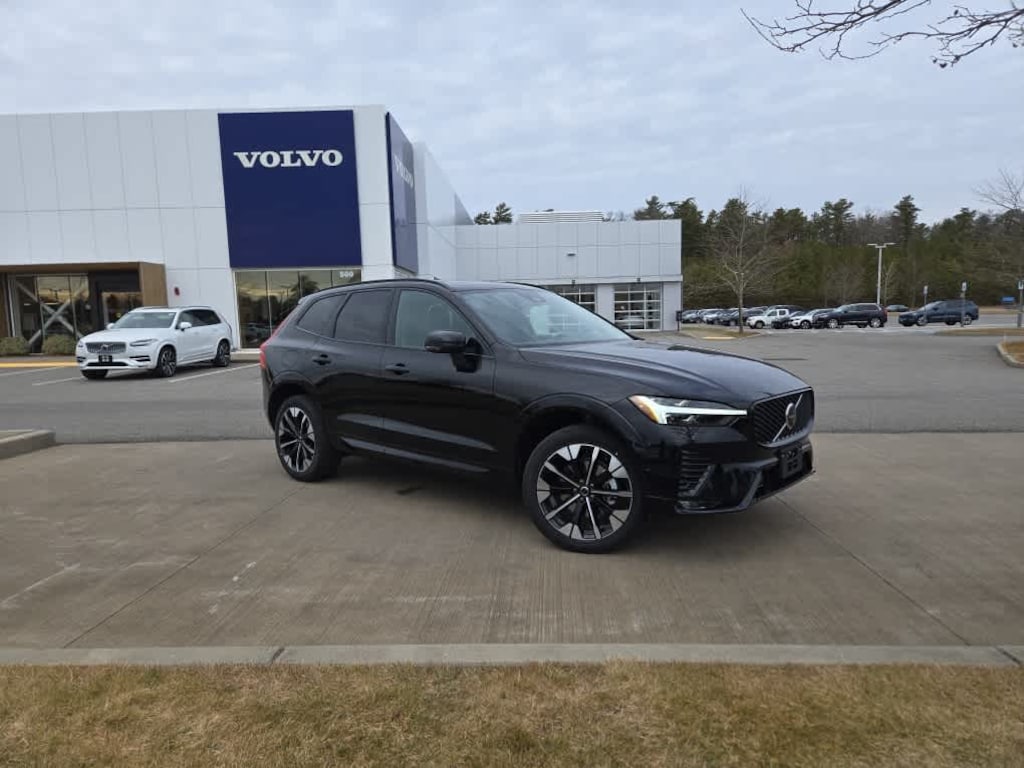 New 2026 Volvo XC60 B5 Plus SUV