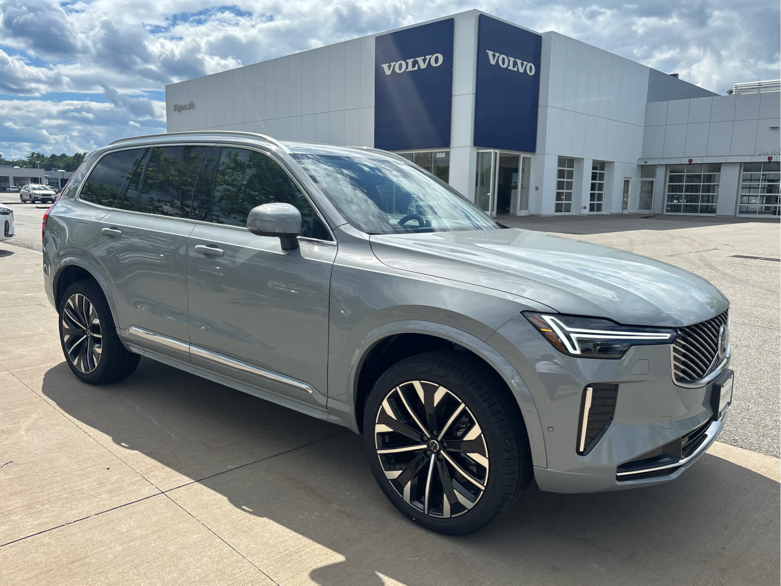 2026 Volvo XC90 Ultra - Photo 24