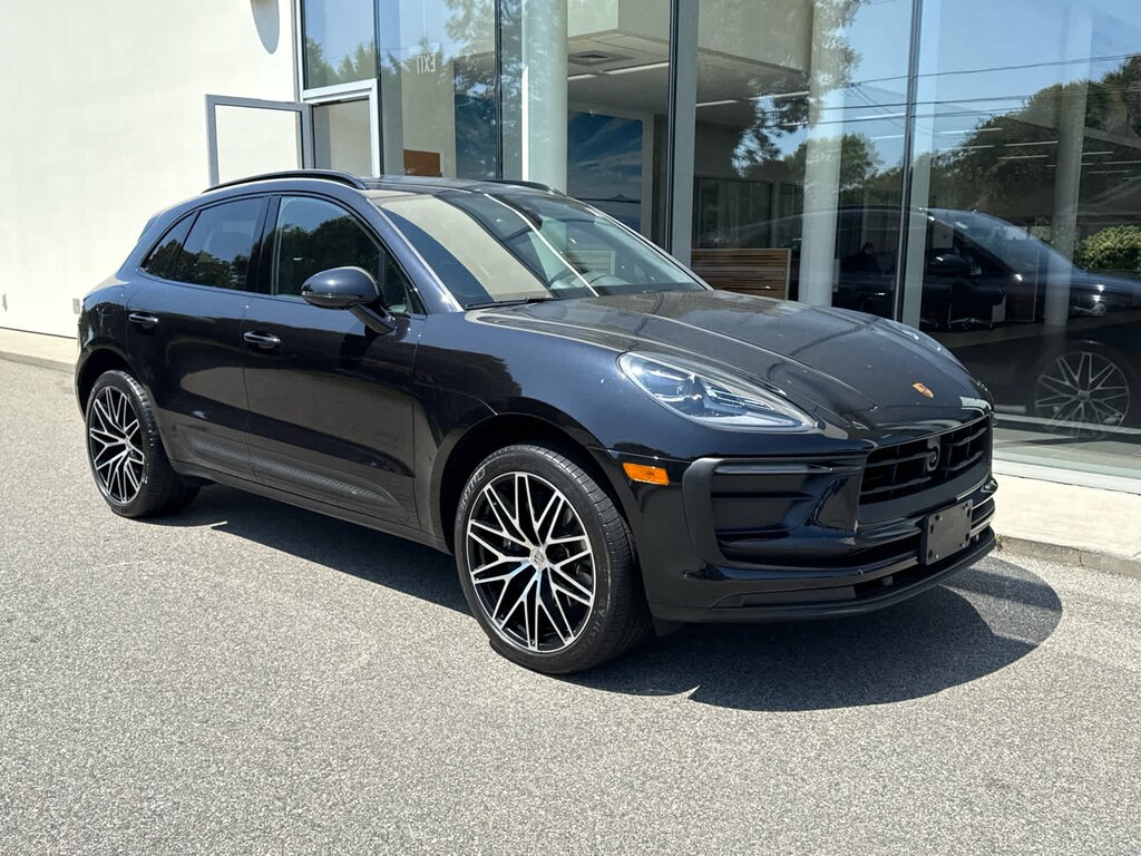 Used 2024 Porsche Macan SUV