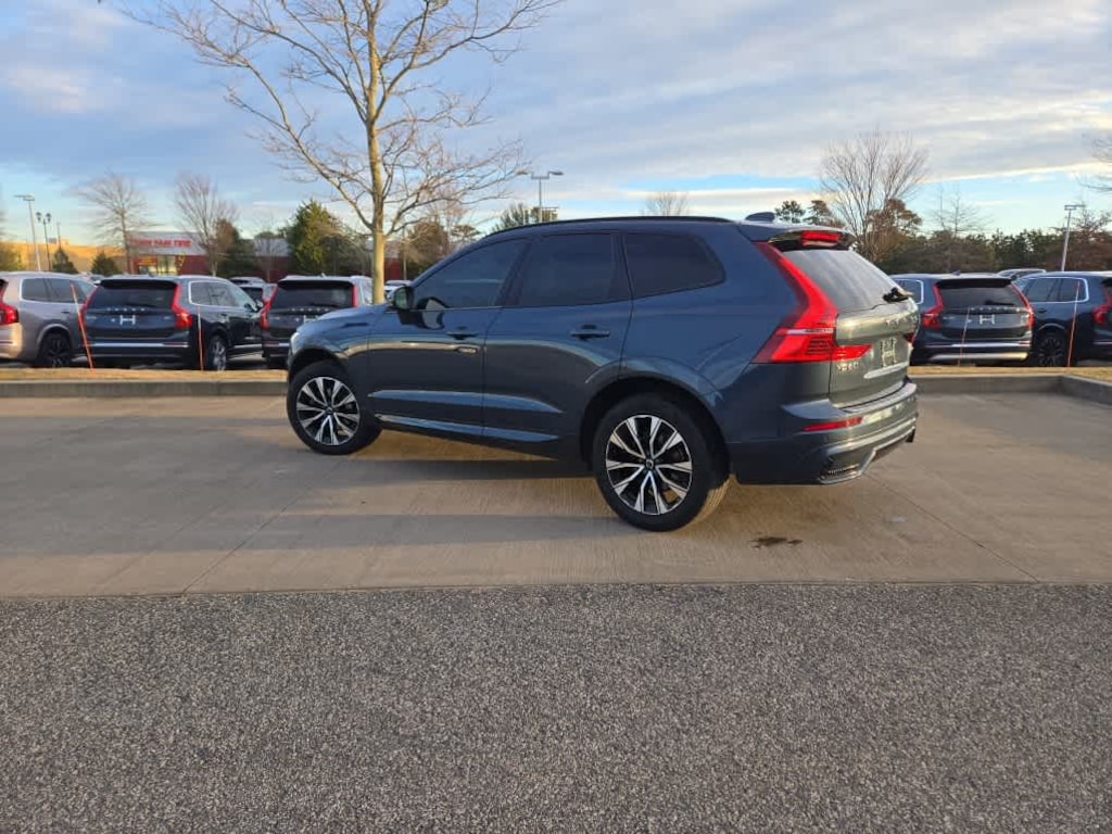 Used 2023 Volvo XC60 B5 AWD Plus Dark SUV