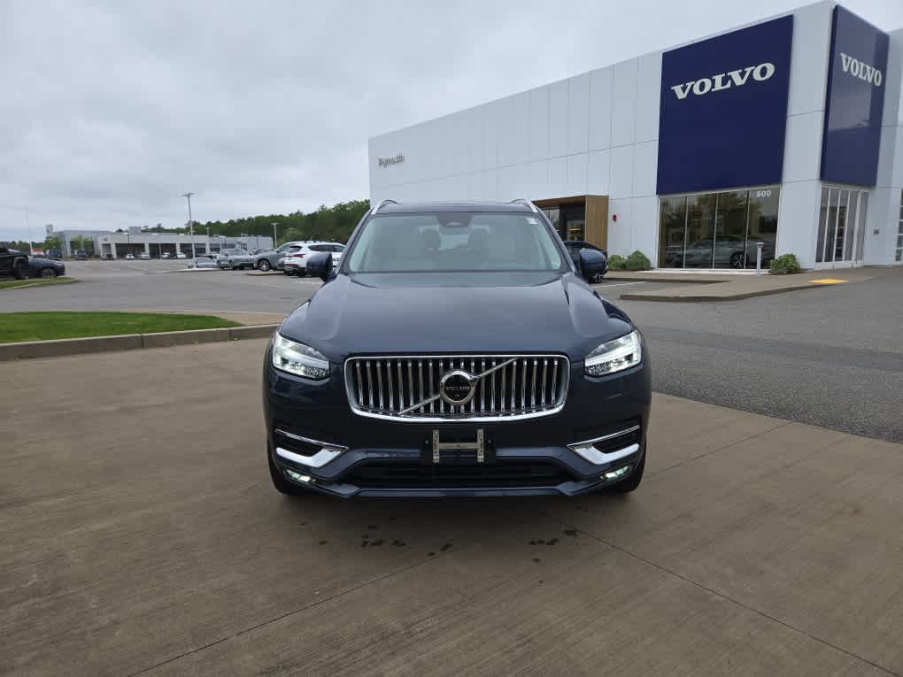 2023 Volvo XC90 AWD Plus photo 3