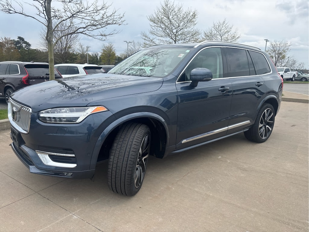 Used 2023 Volvo XC90 B5 AWD Plus SUV