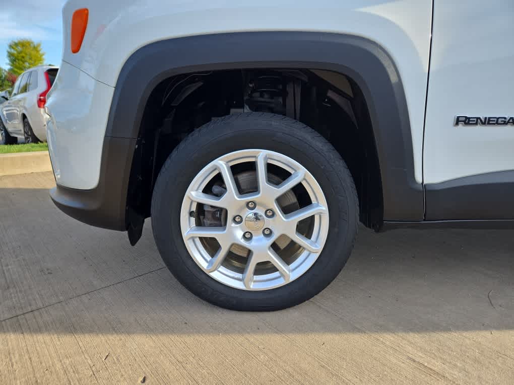 2020 Jeep Renegade Latitude photo 4