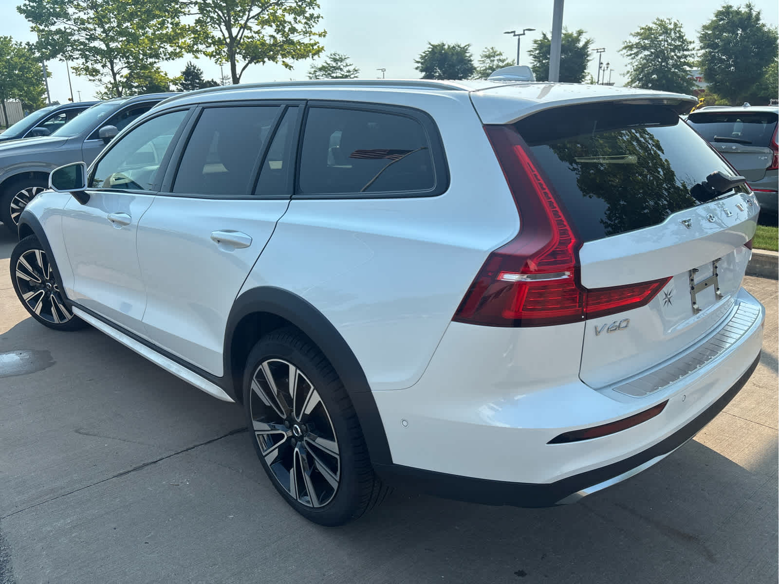 2026 Volvo V60 Cross Country 5