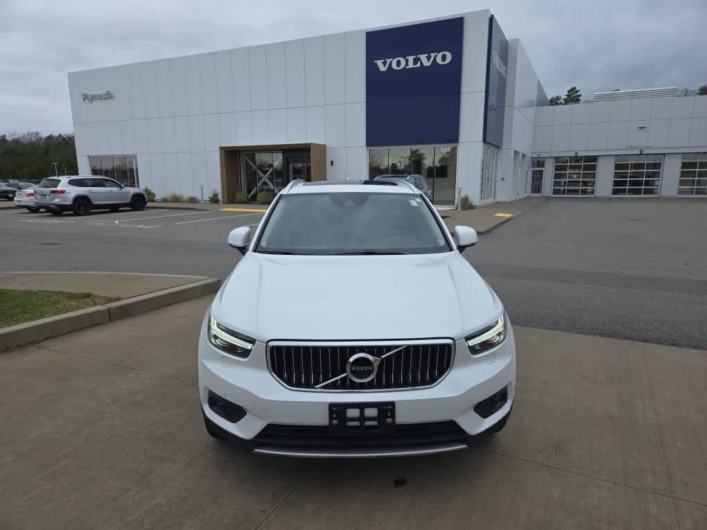 2022 Volvo XC40 T5 AWD Inscription photo 3