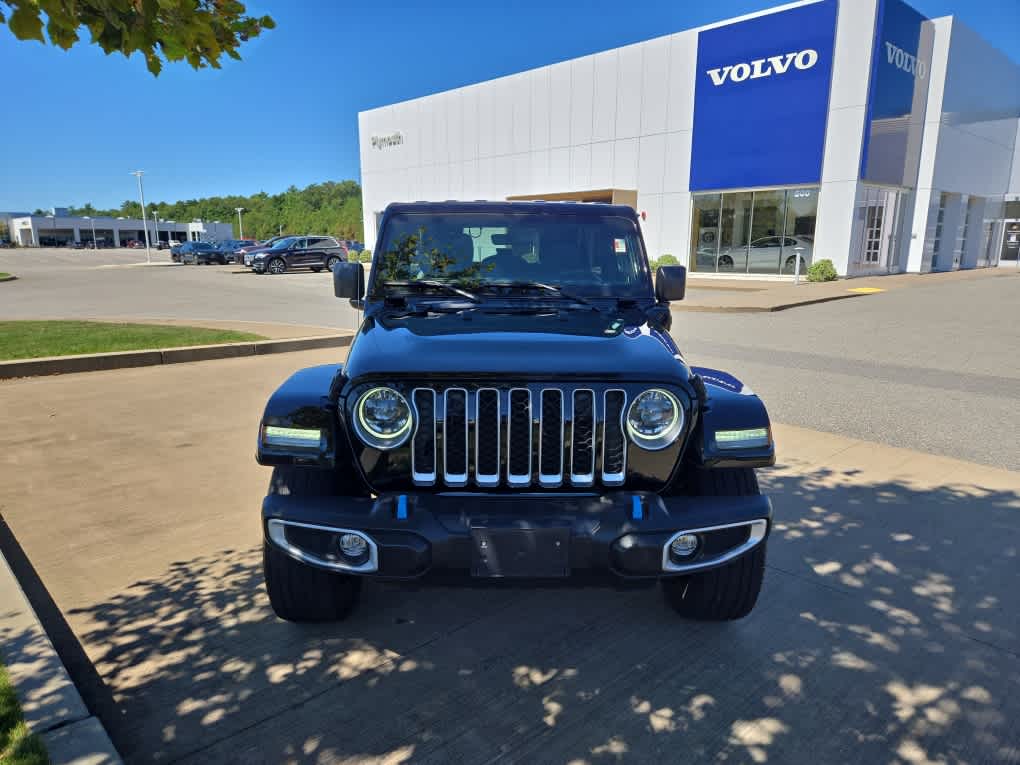 2023 Jeep Wrangler 4xe Sahara photo 3