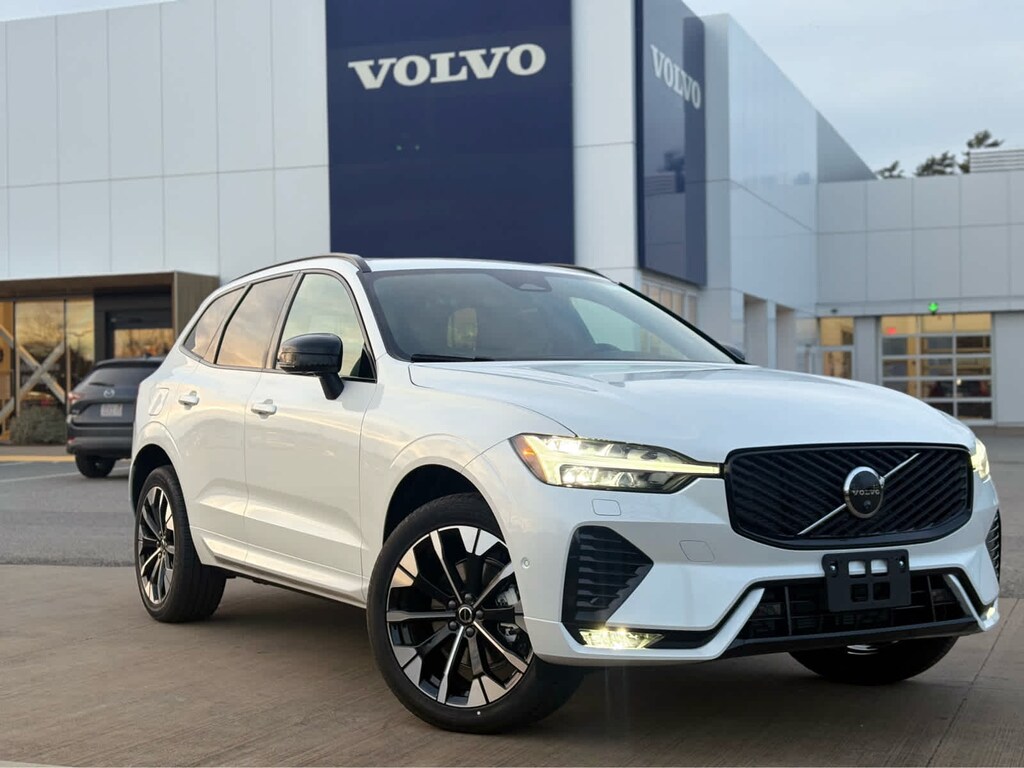 New 2026 Volvo XC60 B5 Plus SUV