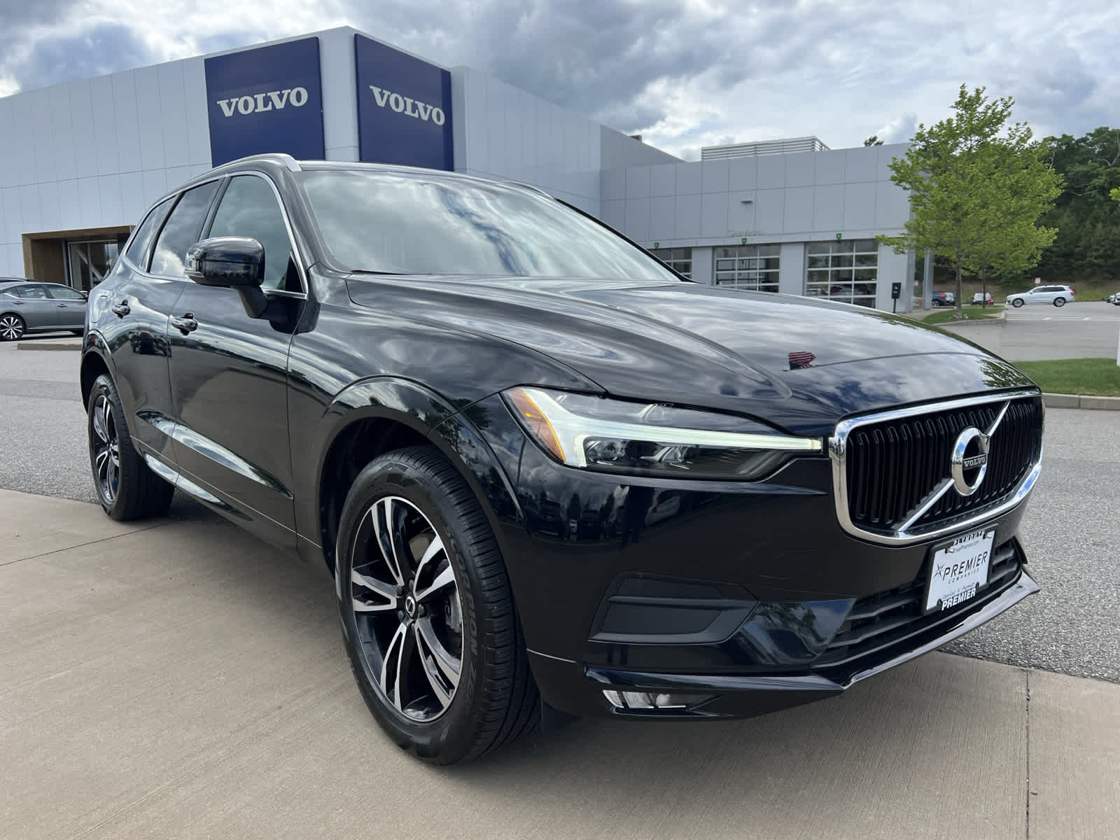 Used 2021 Volvo XC60 Momentum with VIN YV4102RK5M1865774 for sale in Plymouth, MA