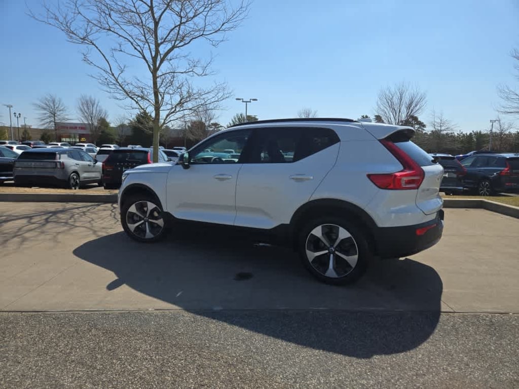 Used 2026 Volvo XC40 B5 Plus SUV