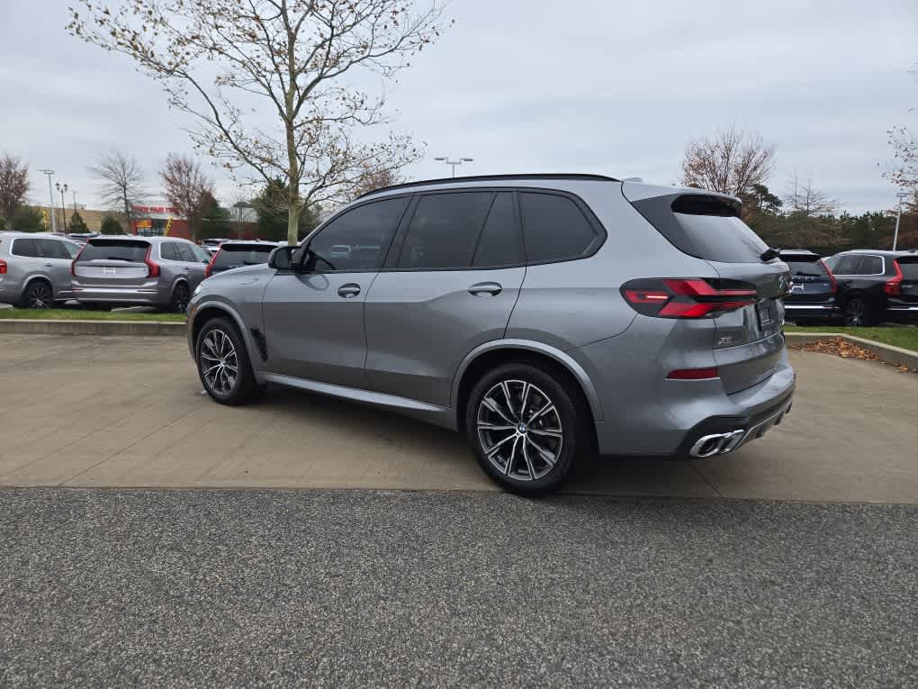 2026 Bmw X5 M60i photo 3