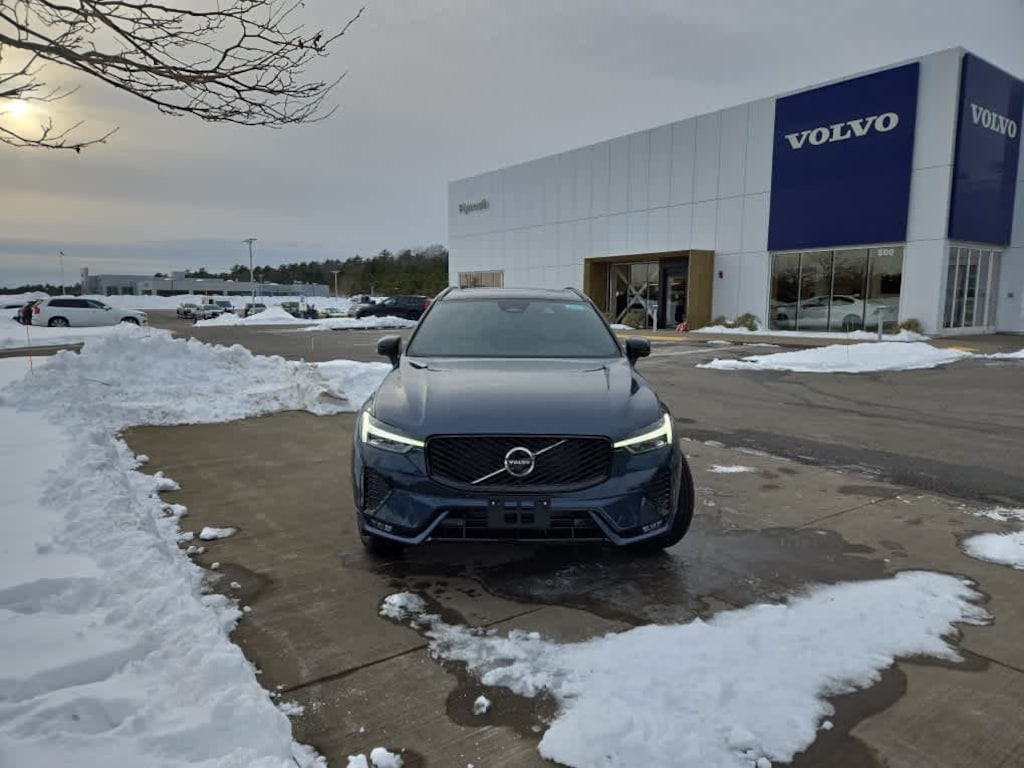 New 2026 Volvo XC60 B5 Plus SUV