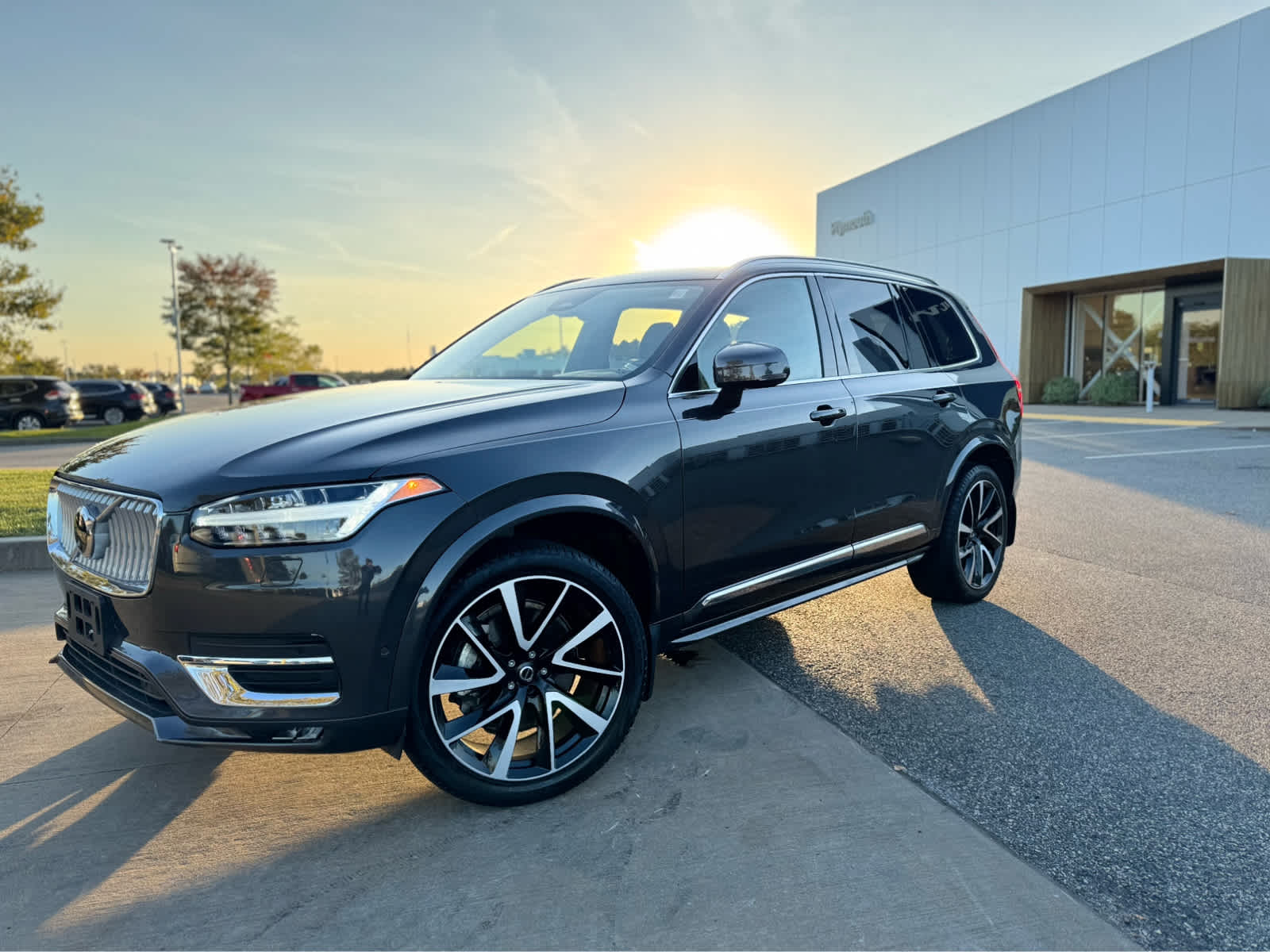 2024 Volvo XC90 Plus photo 2