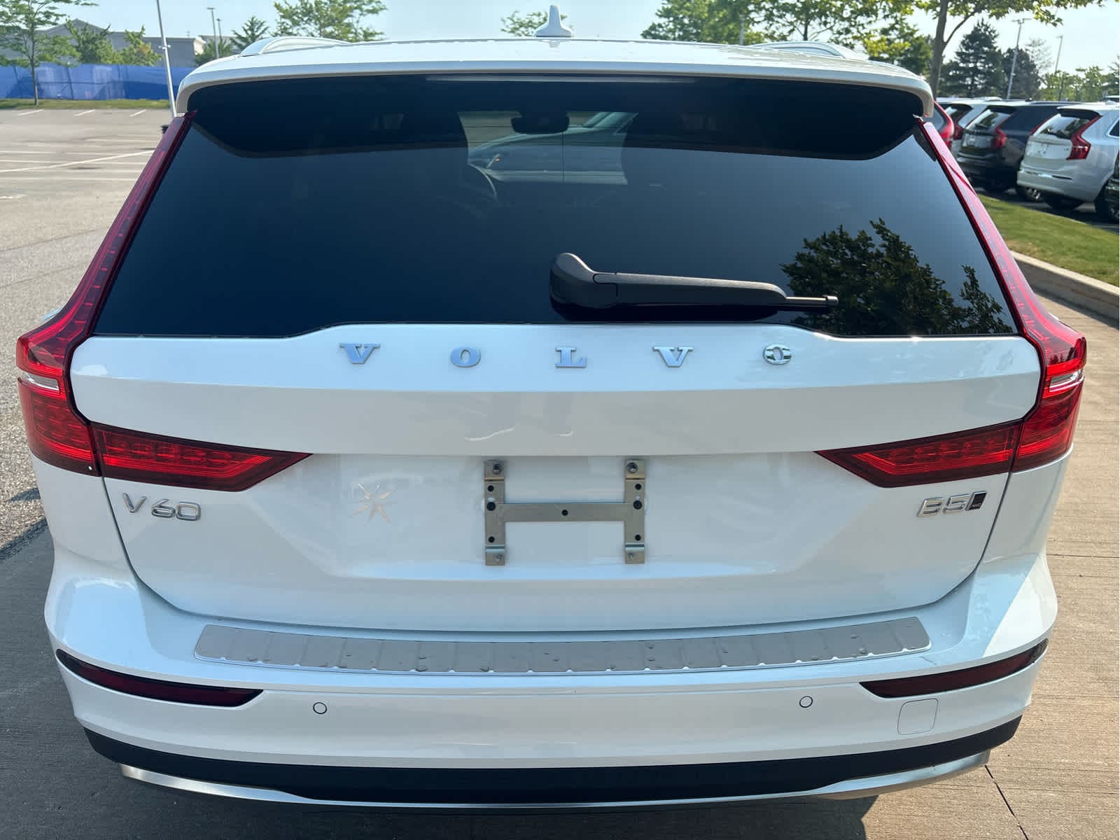 2026 Volvo V60 Cross Country 6