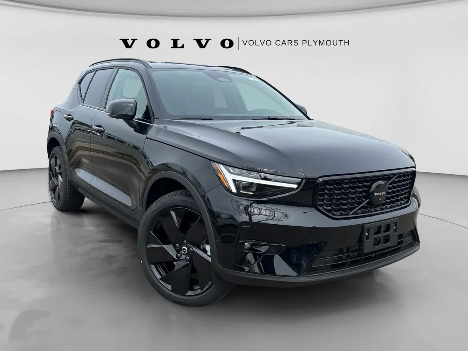 2026 Volvo XC40 Ultra Black Edition