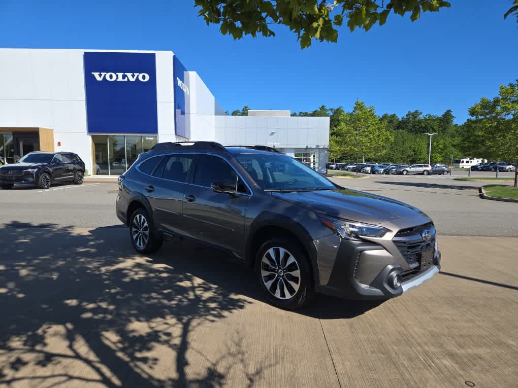 2024 Subaru Outback Limited XT photo 2
