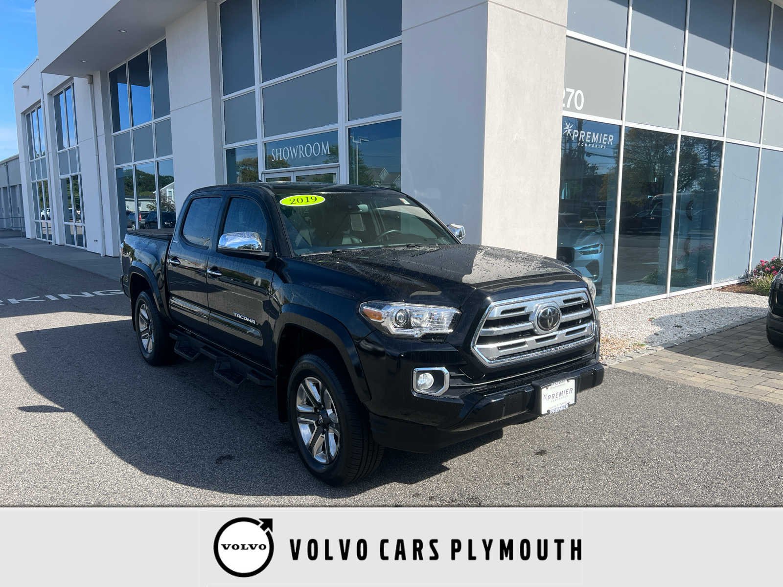 2019 Toyota Tacoma Limited's photo