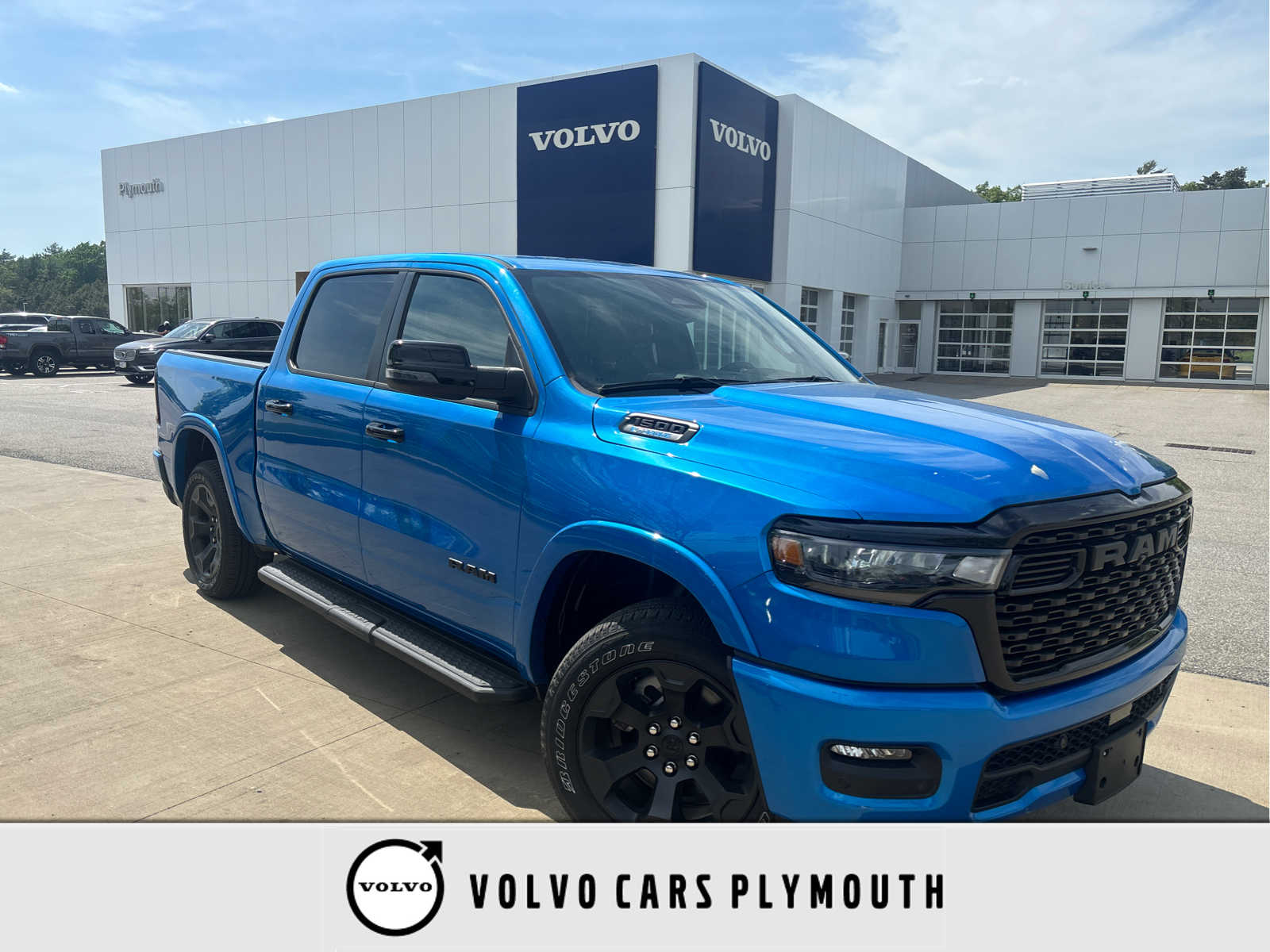 2025 RAM 1500 Big Horn/Lone Star 4x4 Crew Cab 5'7's photo