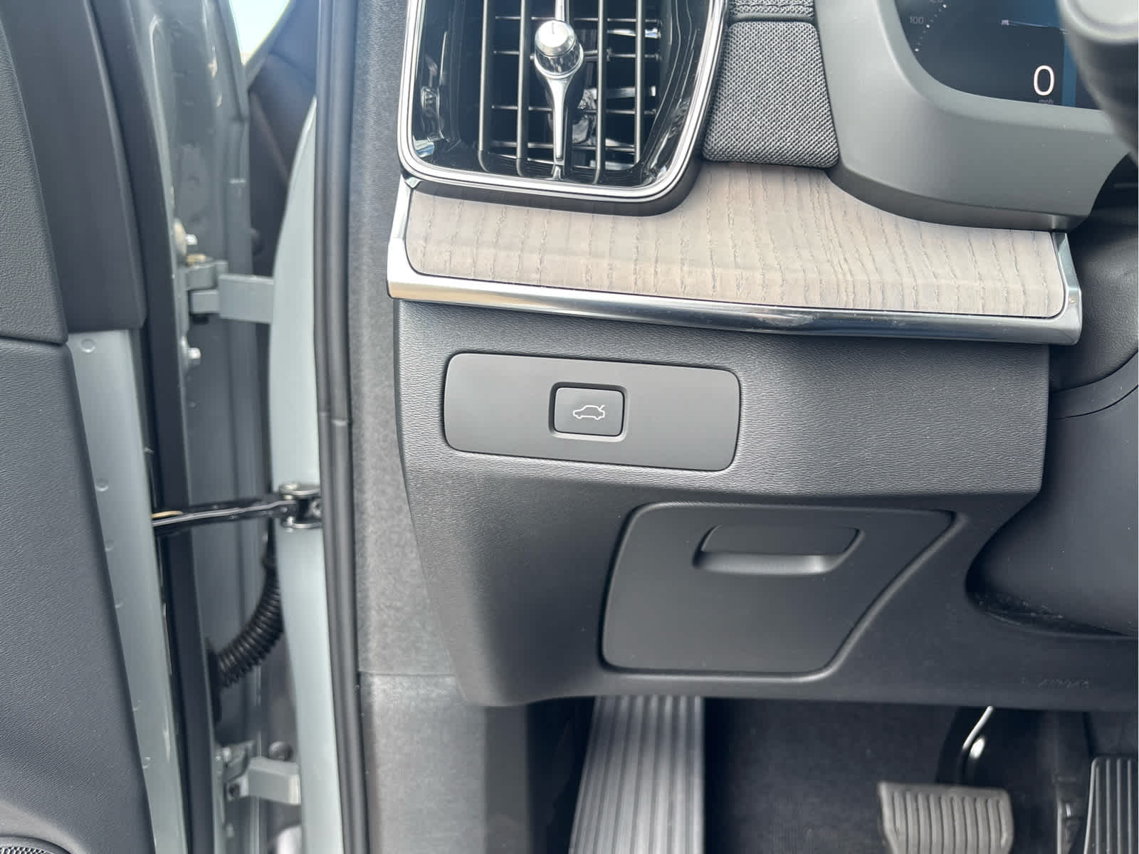 2026 Volvo XC90 Ultra - Photo 19