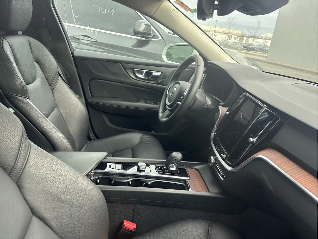 Used 2025 Volvo V60 Cross Country B5 Plus Wagon