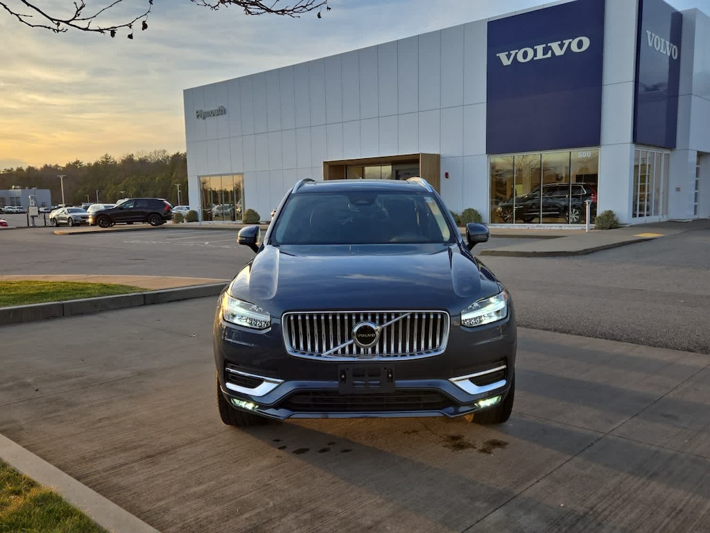 Used 2024 Volvo XC90 B5 Core Bright SUV