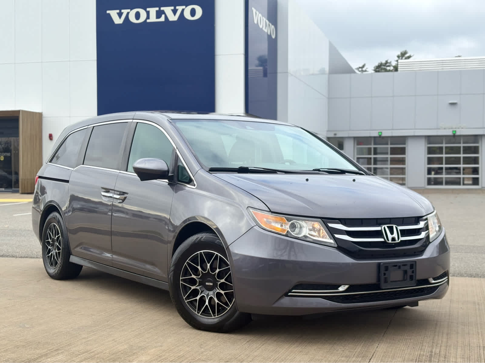 Used 2015 Honda Odyssey EX-L with VIN 5FNRL5H6XFB023560 for sale in Plymouth, MA