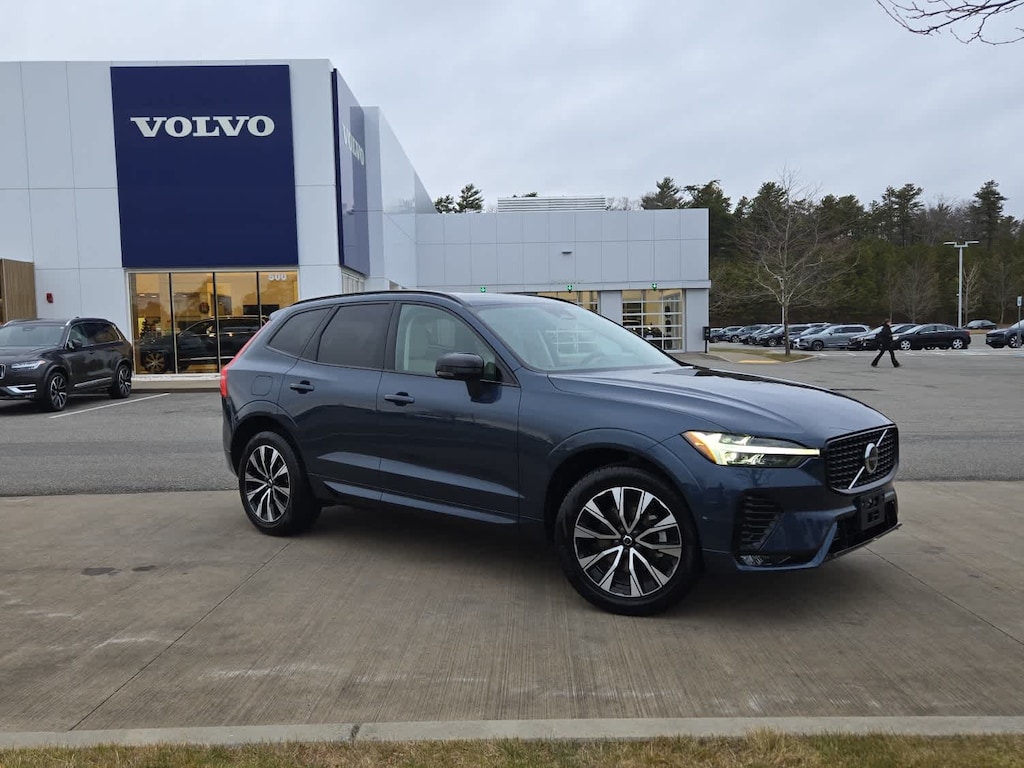 Used 2023 Volvo XC60 B5 AWD Plus Dark SUV