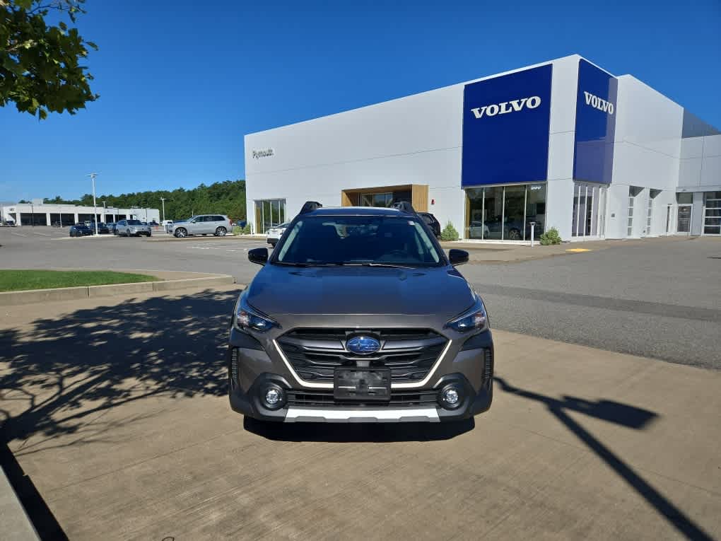 2024 Subaru Outback Limited XT photo 3