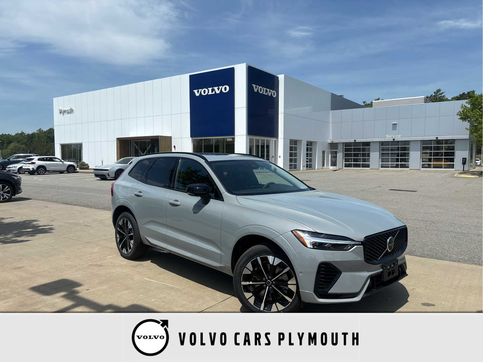 2026 Volvo XC60 T8 Plus Dark AWD's photo