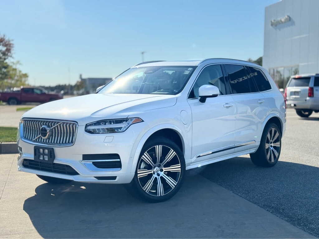 Used 2023 Volvo XC90 Recharge Plug-In Hybrid Plus 6-Seater SUV