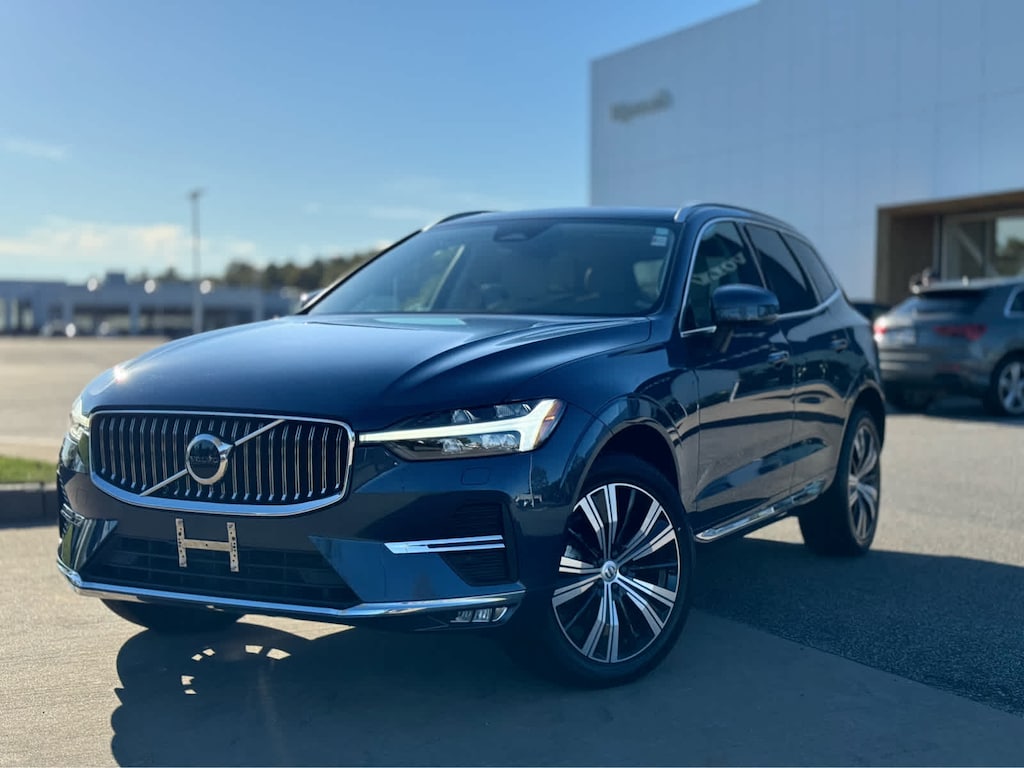 Used 2022 Volvo XC60 B5 AWD Inscription SUV