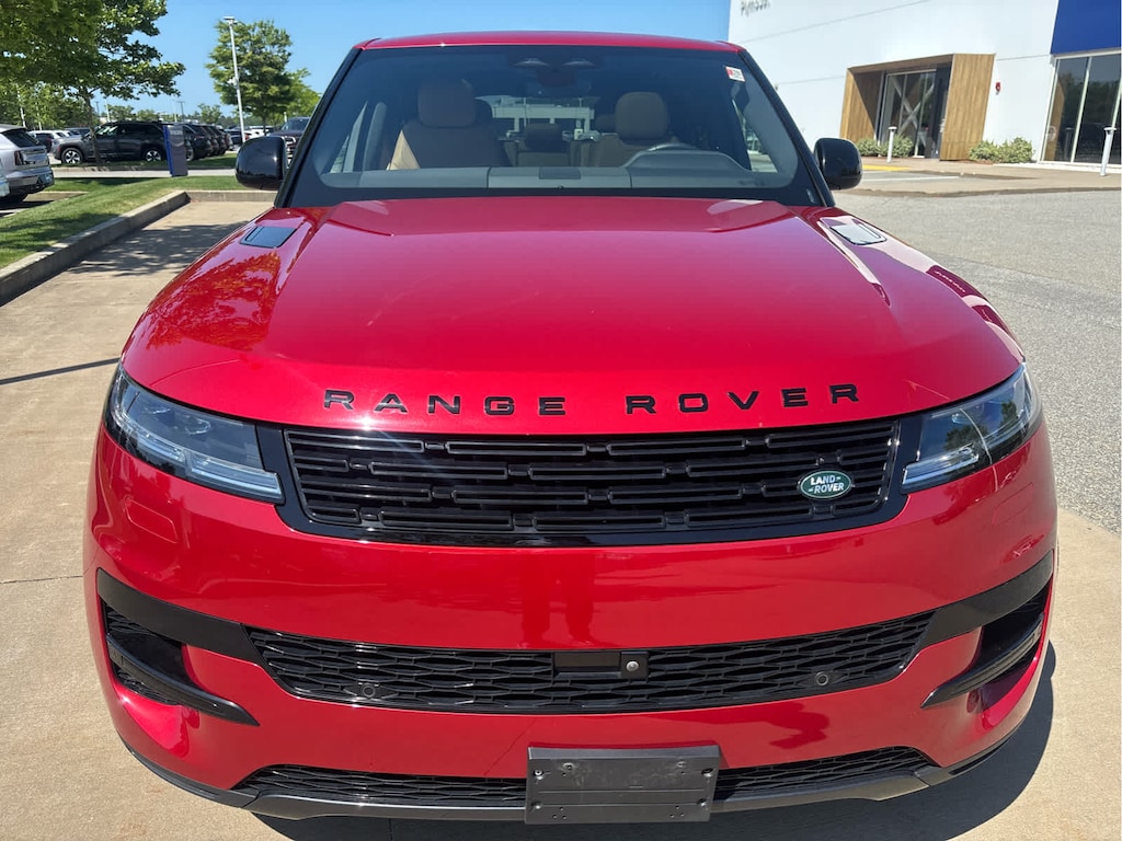 Used 2025 Land Rover Range Rover Sport P360 SE SUV