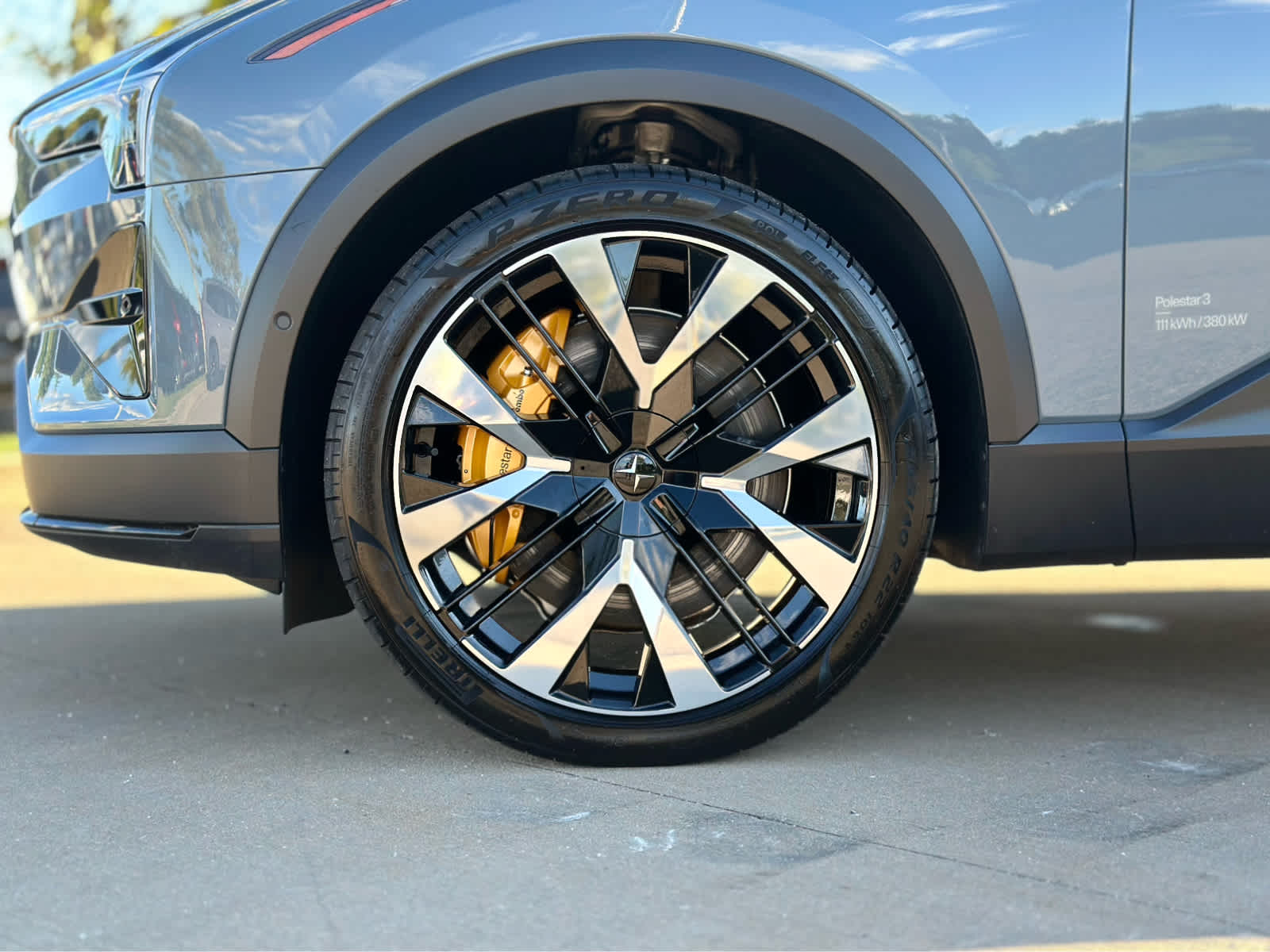 2025 Polestar Polestar 3 photo 3