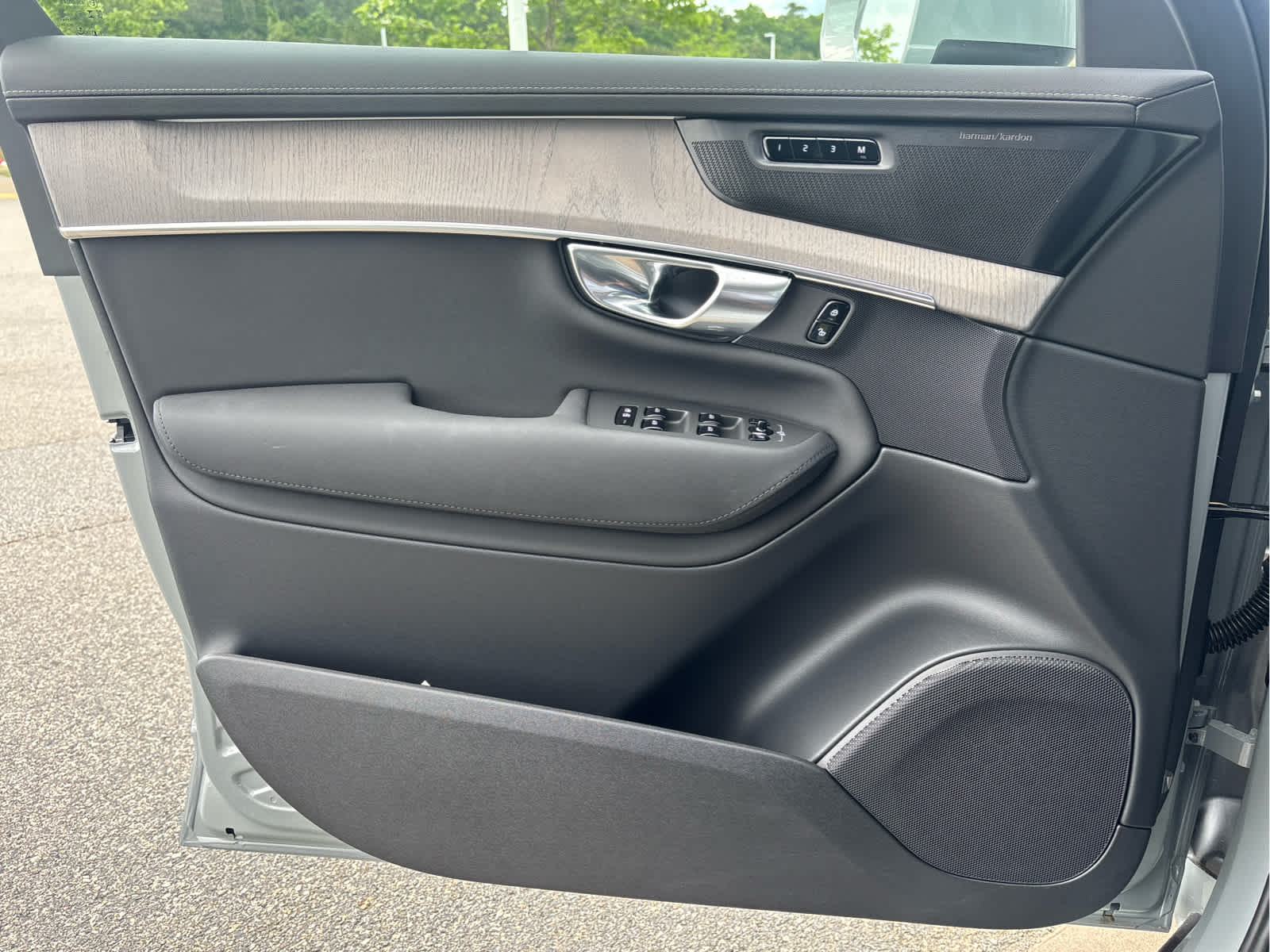 2026 Volvo XC90 Ultra - Photo 17