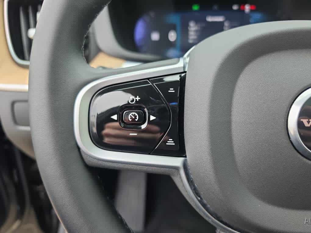 2026 Volvo XC60 Ultra - Photo 14
