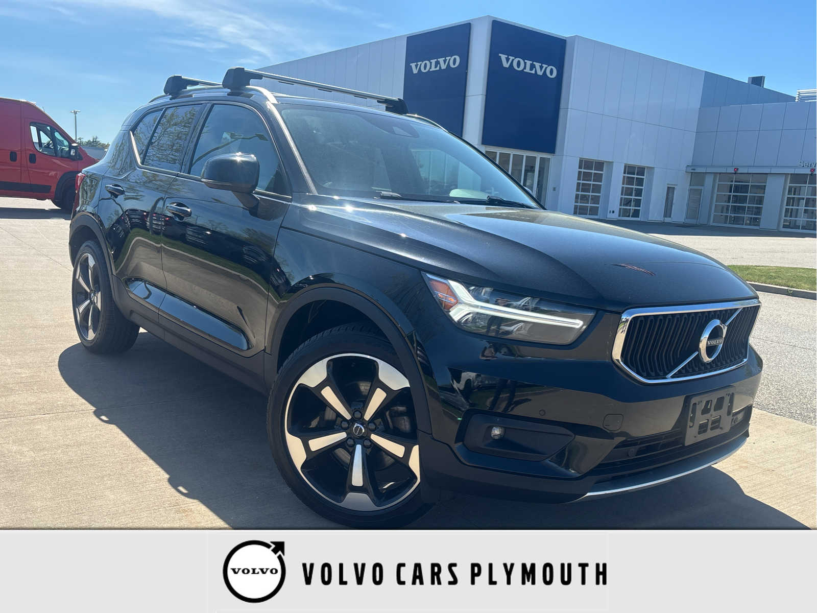 2021 Volvo XC40 T5 Momentum AWD's photo
