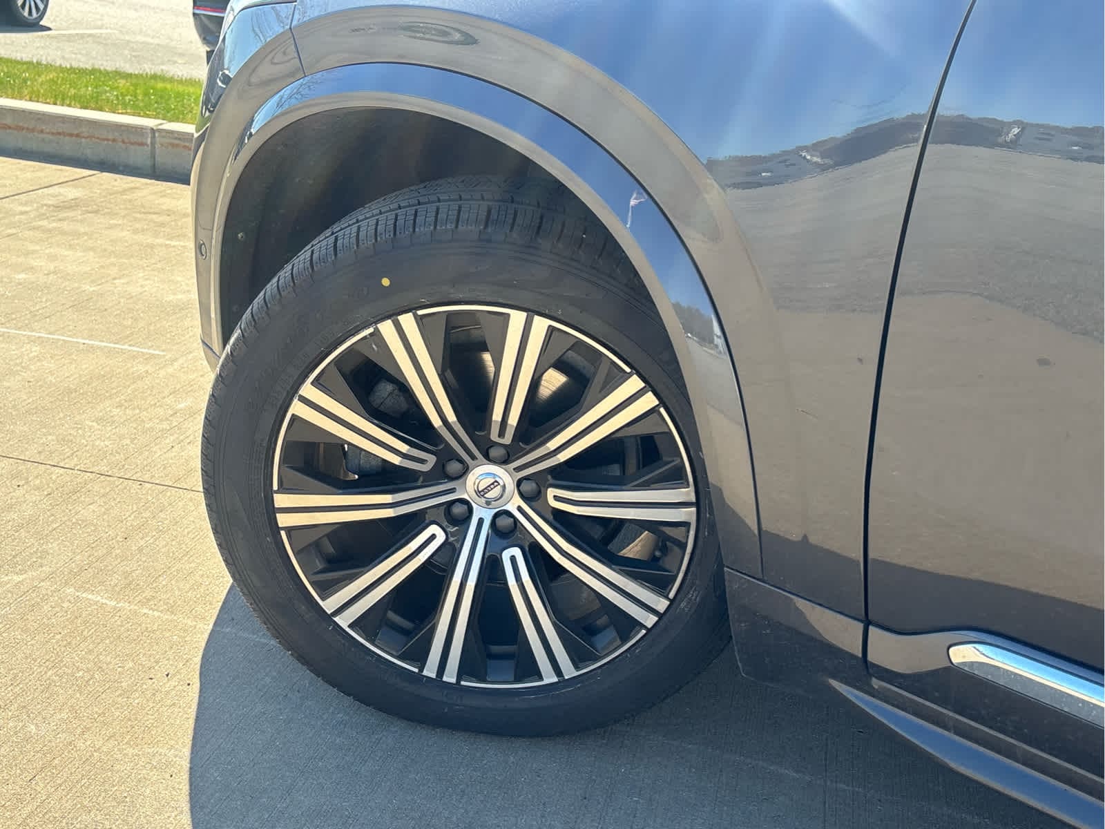 2024 Volvo XC90 Plus - Photo 10