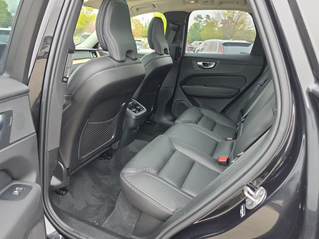 2026 Volvo XC60 Ultra - Photo 25