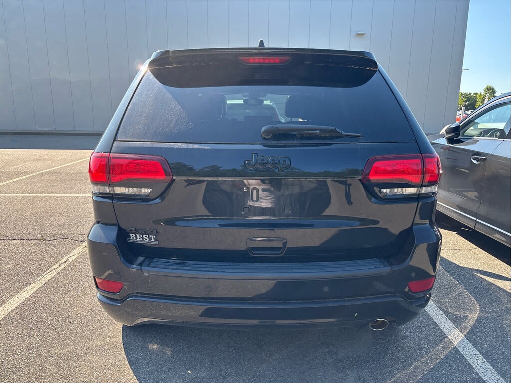 Used 2019 Jeep Grand Cherokee Altitude SUV
