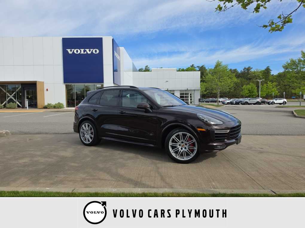 2016 Porsche Cayenne Turbo's photo