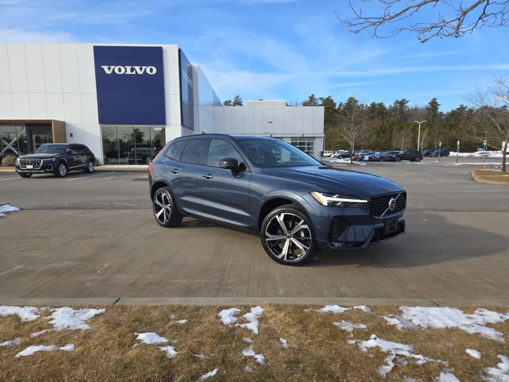 Used 2023 Volvo XC60 B5 AWD Ultimate Dark SUV